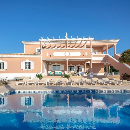 Al Meida Guesthouse อัลบูเฟรา ภายนอก รูปภาพ