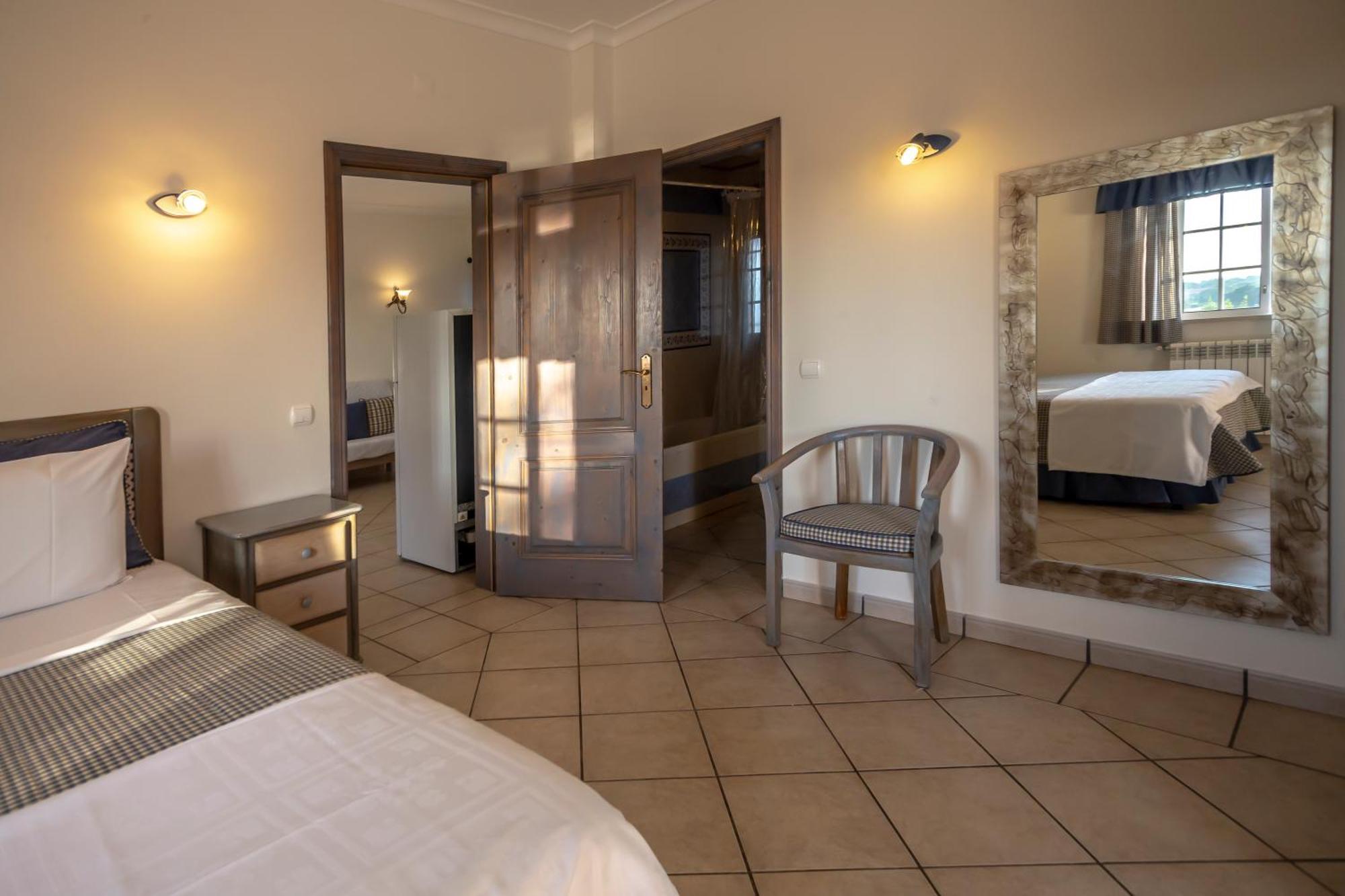 Al Meida Guesthouse อัลบูเฟรา ภายนอก รูปภาพ