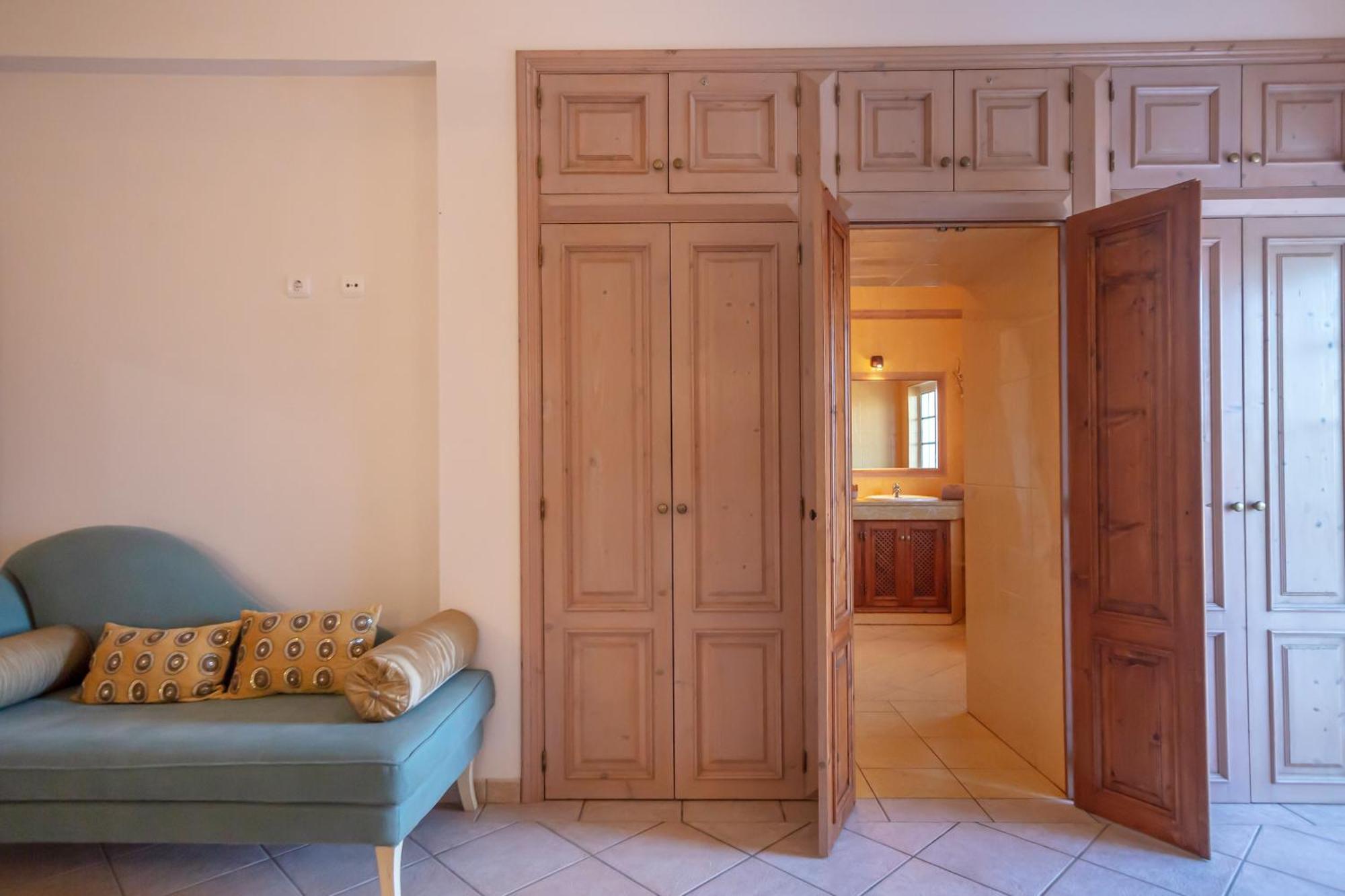 Al Meida Guesthouse อัลบูเฟรา ภายนอก รูปภาพ