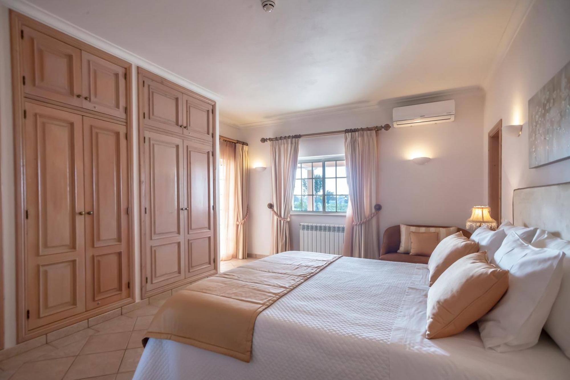 Al Meida Guesthouse อัลบูเฟรา ภายนอก รูปภาพ