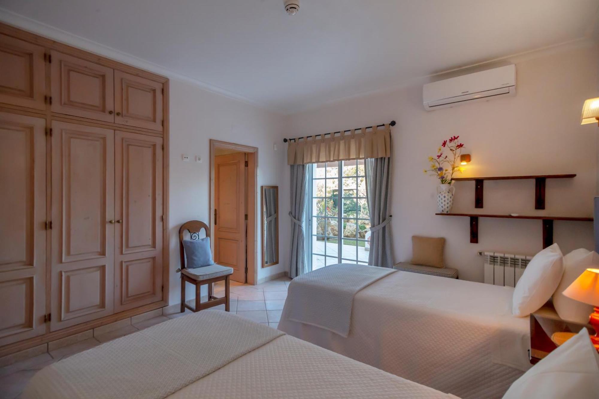 Al Meida Guesthouse อัลบูเฟรา ภายนอก รูปภาพ